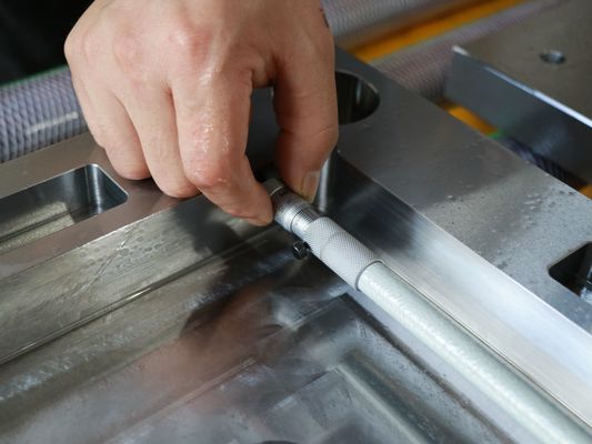 कठोरता HB160-180 मानक मोल्ड बेस कस्टम मोल्ड बेस ISO9001